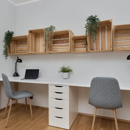 Convenient Apartment Mosiezna 7 By Noclegi Renters Wroclaw Exterior photo
