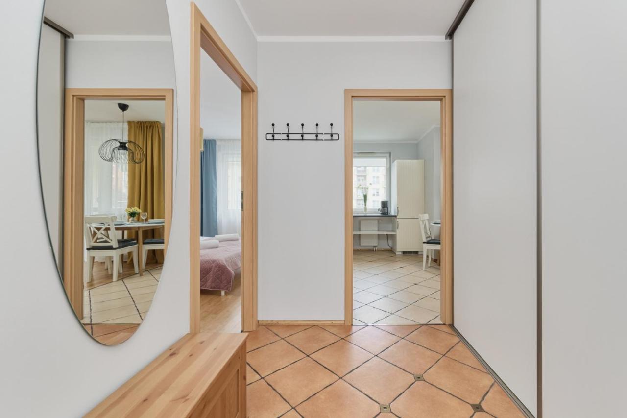 Convenient Mosiezna 7 By Renters Apartment